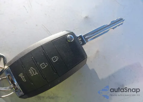 2016 Kia Forte Lx z USA, uszkodzony, nr VIN KNAFK4A66G5571131